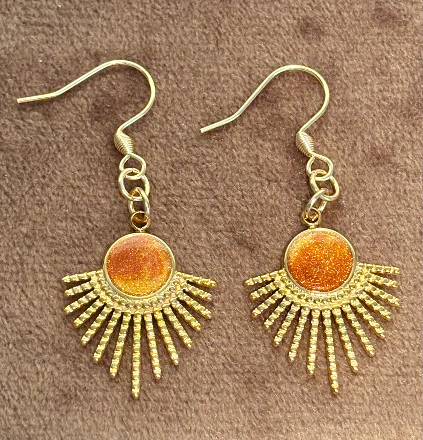 Boucles d’oreilles soleil dorées