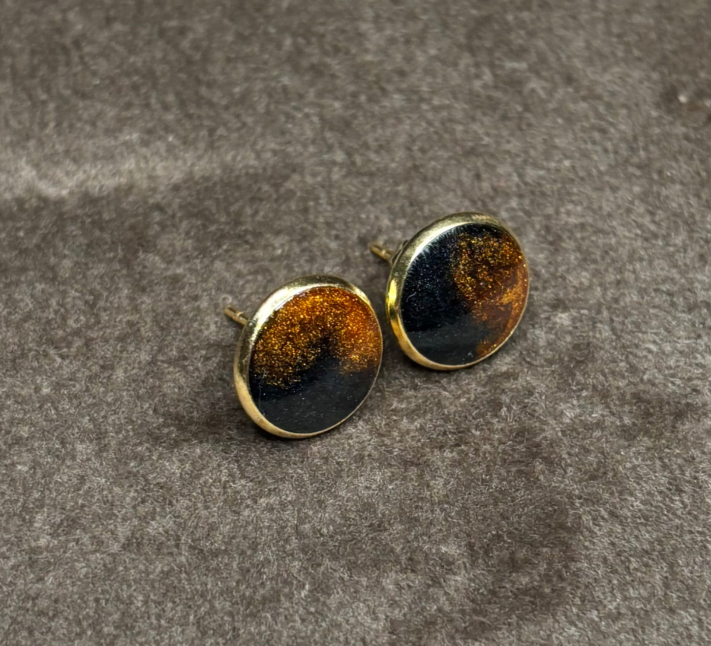 Boucles d’oreilles bronze et noire