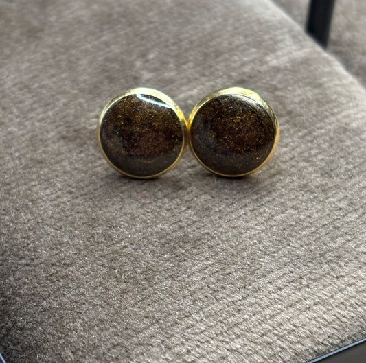 Boucles d’oreilles noires brillantes