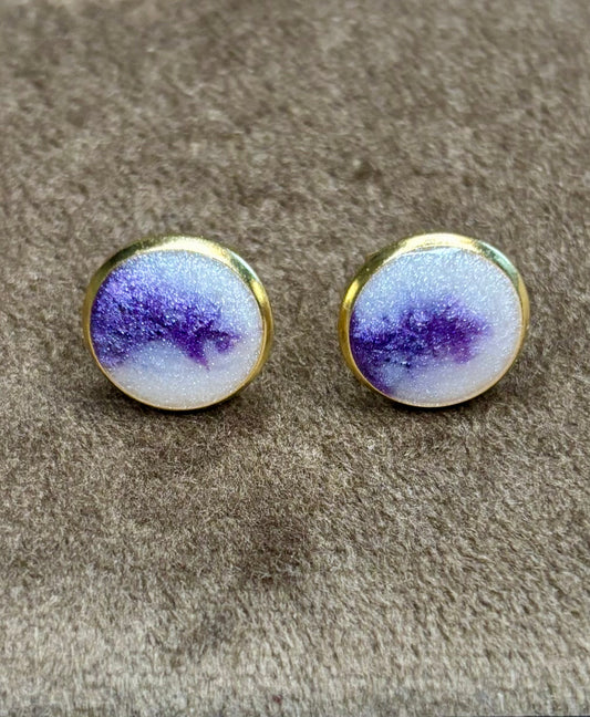 Boucles d’oreilles violette et blanche