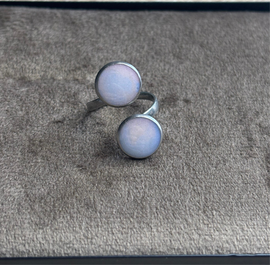 Bague argentée perlée bicolore