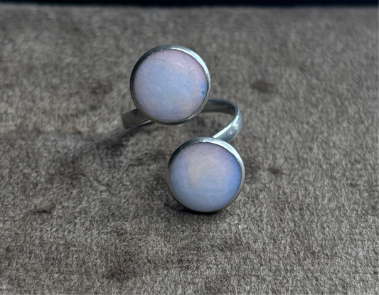 Bague argentée perlée bicolore